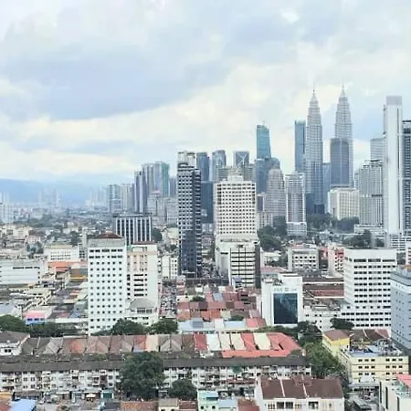 Regalia Suites With Infinity Pool Kl By Cozy Homes Kuala Lumpur Exterior photo