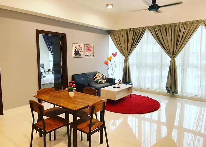 Regalia Suites With Infinity Pool Kl By Cozy Homes
