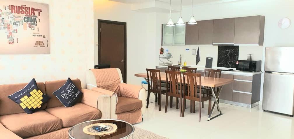 Apartemen Regalia With Infinity Pool Kl By Cozy Homes *